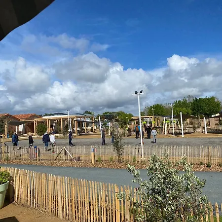 Richards Holidays 营地 滨海雅尔