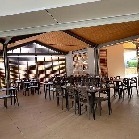 Richards Holidays 营地