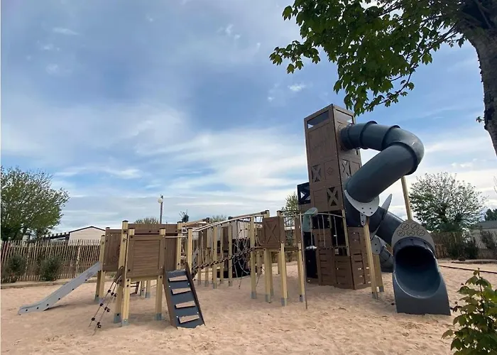 Кемпинг Richards Holidays